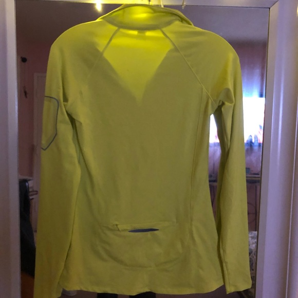 Under Armour half zip - Picture 2 of 6